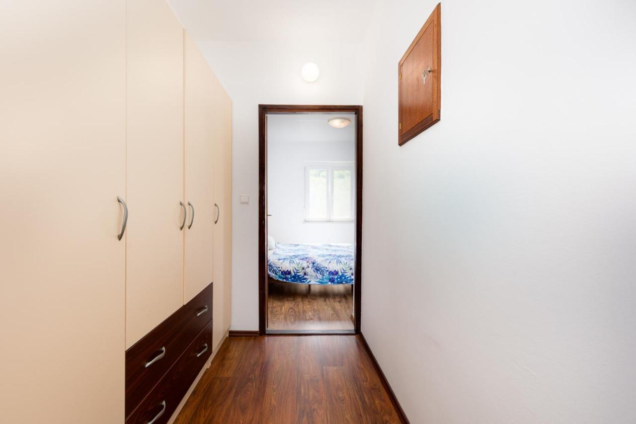 Apartments Vesna プナト エクステリア 写真